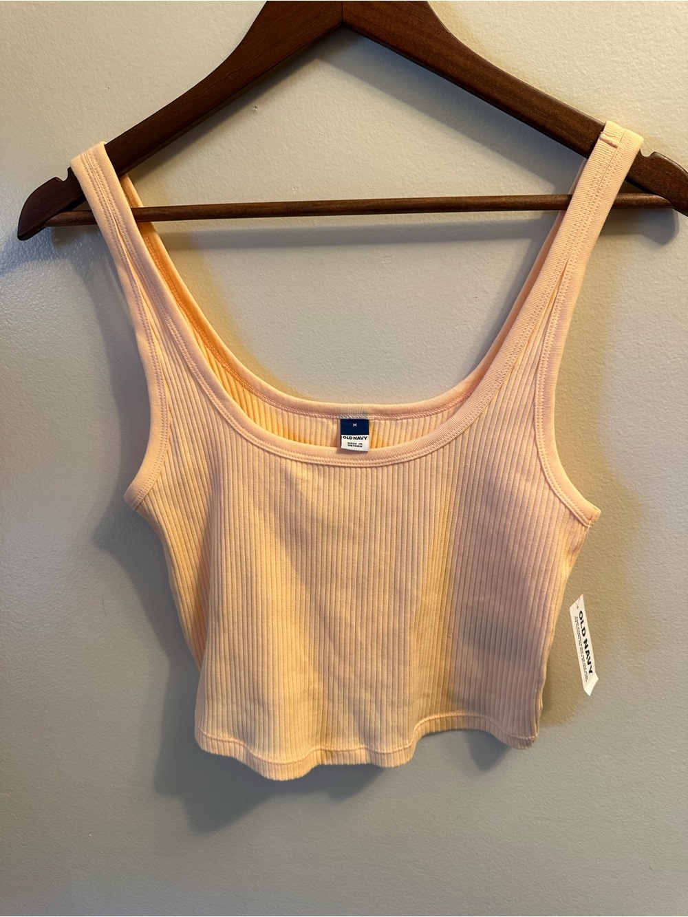#395 Old Navy Peach Ribbed Scoop Tank Top